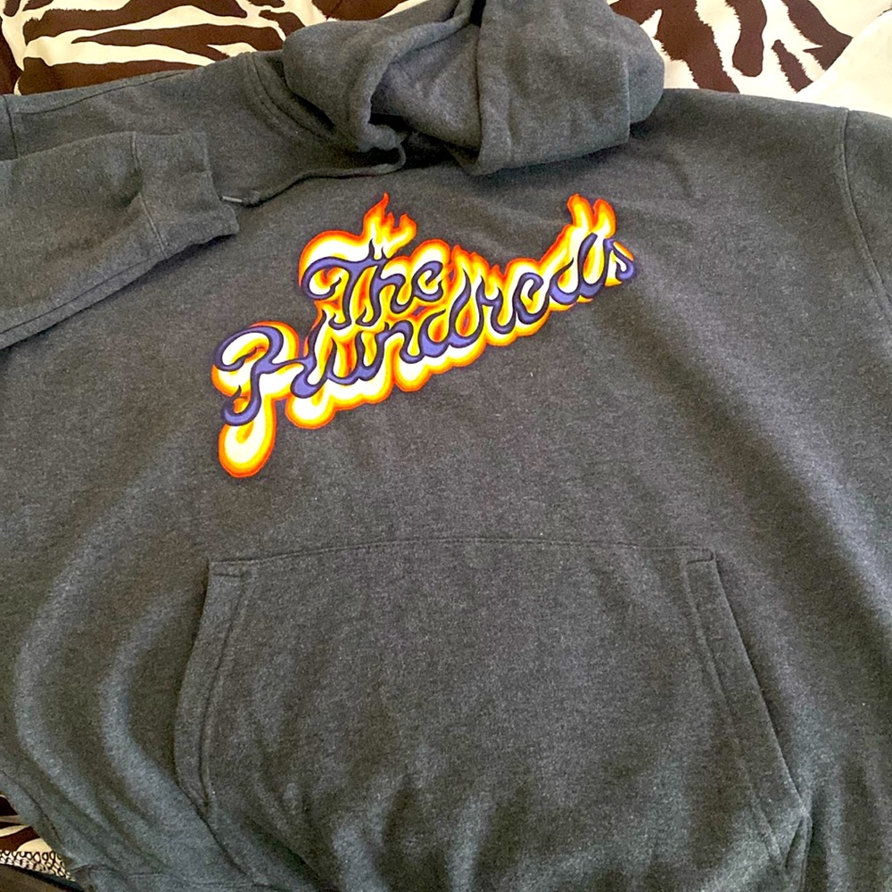 I have a 2x hoodie brand new. It’s branded with the hundreds logo.
